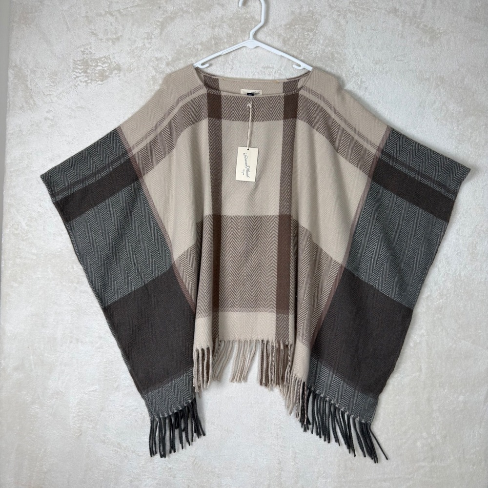 Western Womens Plaid Poncho Wrap Tan Brown Herringbone Fringe OSFM NWT Boho